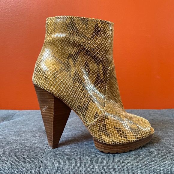 Michael Kors Peep Toe ‘Snake Skin’ Ankle Booties - Picture 7 of 14